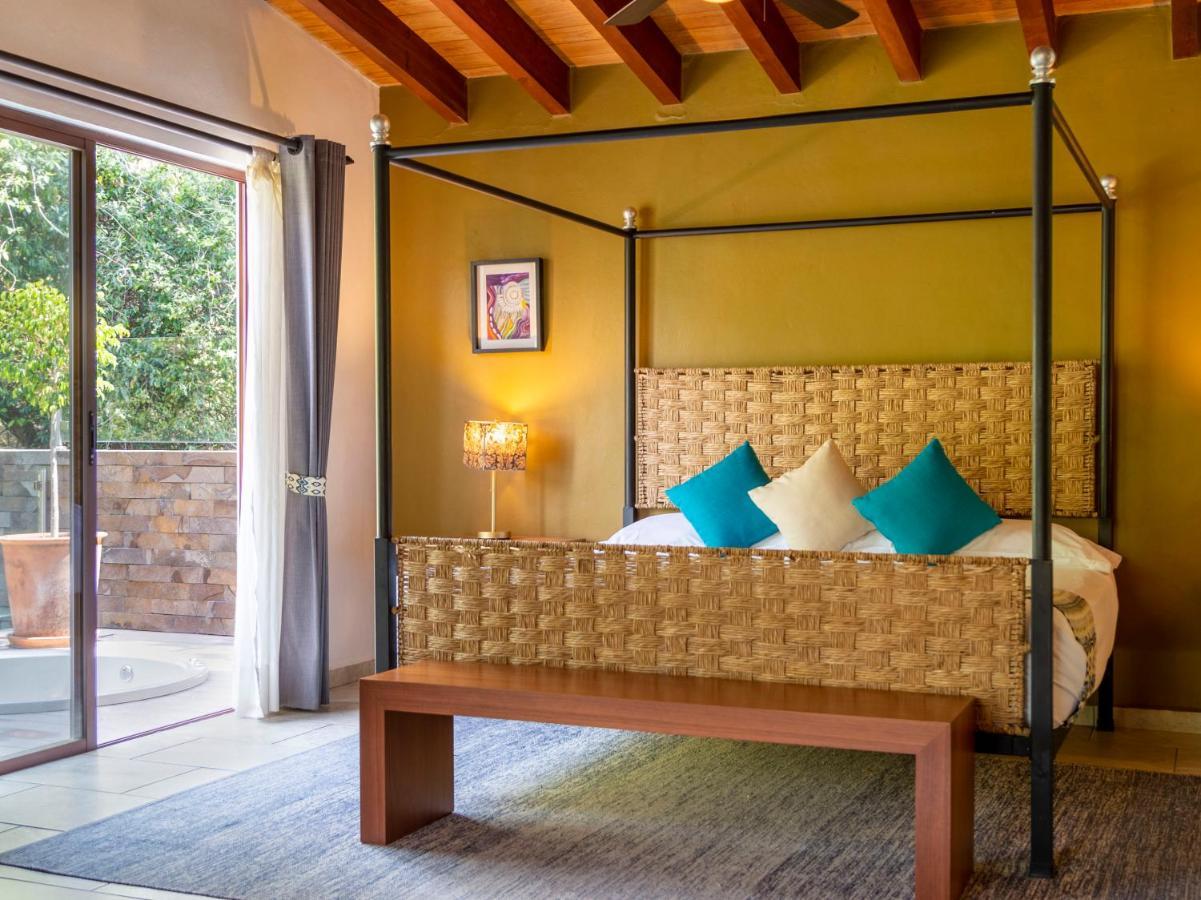 Hotel Amate Del Rio مالينالكو المظهر الخارجي الصورة