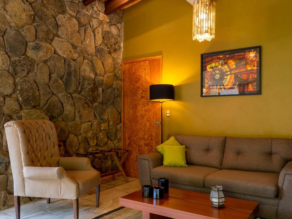 Hotel Amate Del Rio مالينالكو المظهر الخارجي الصورة