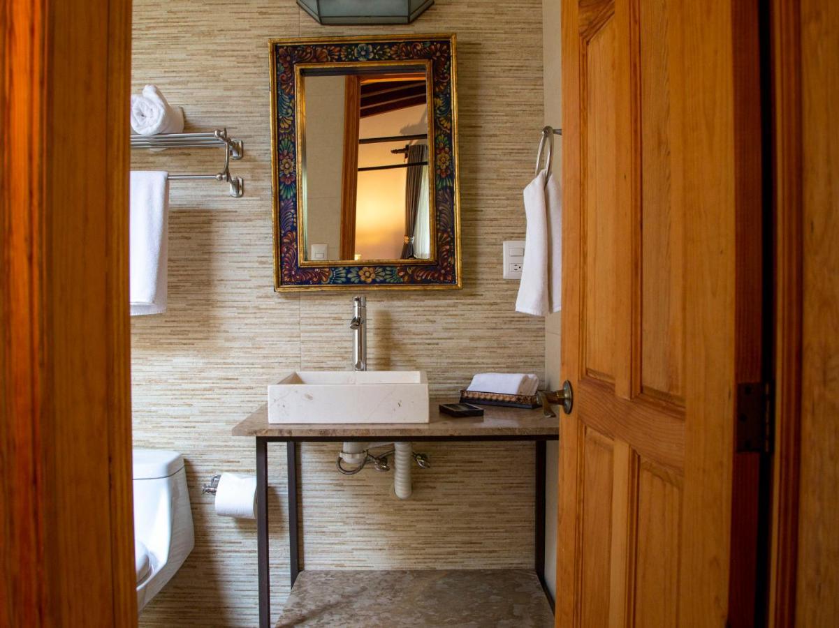 Hotel Amate Del Rio مالينالكو المظهر الخارجي الصورة