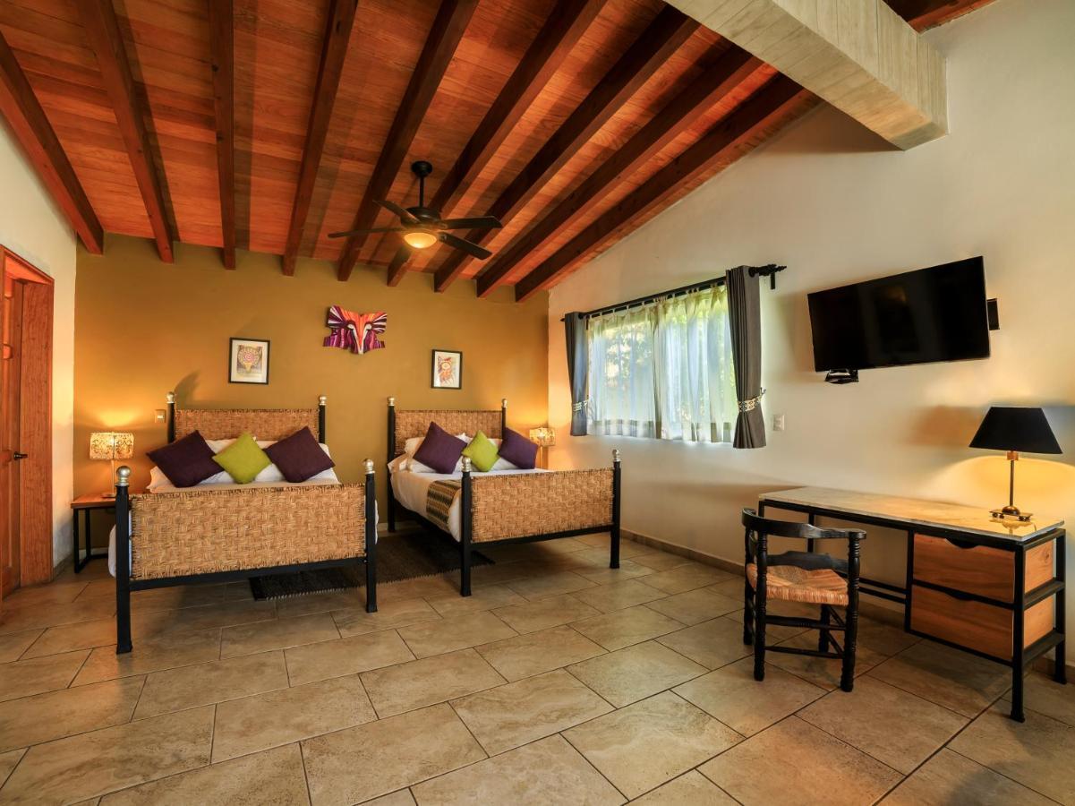 Hotel Amate Del Rio مالينالكو المظهر الخارجي الصورة